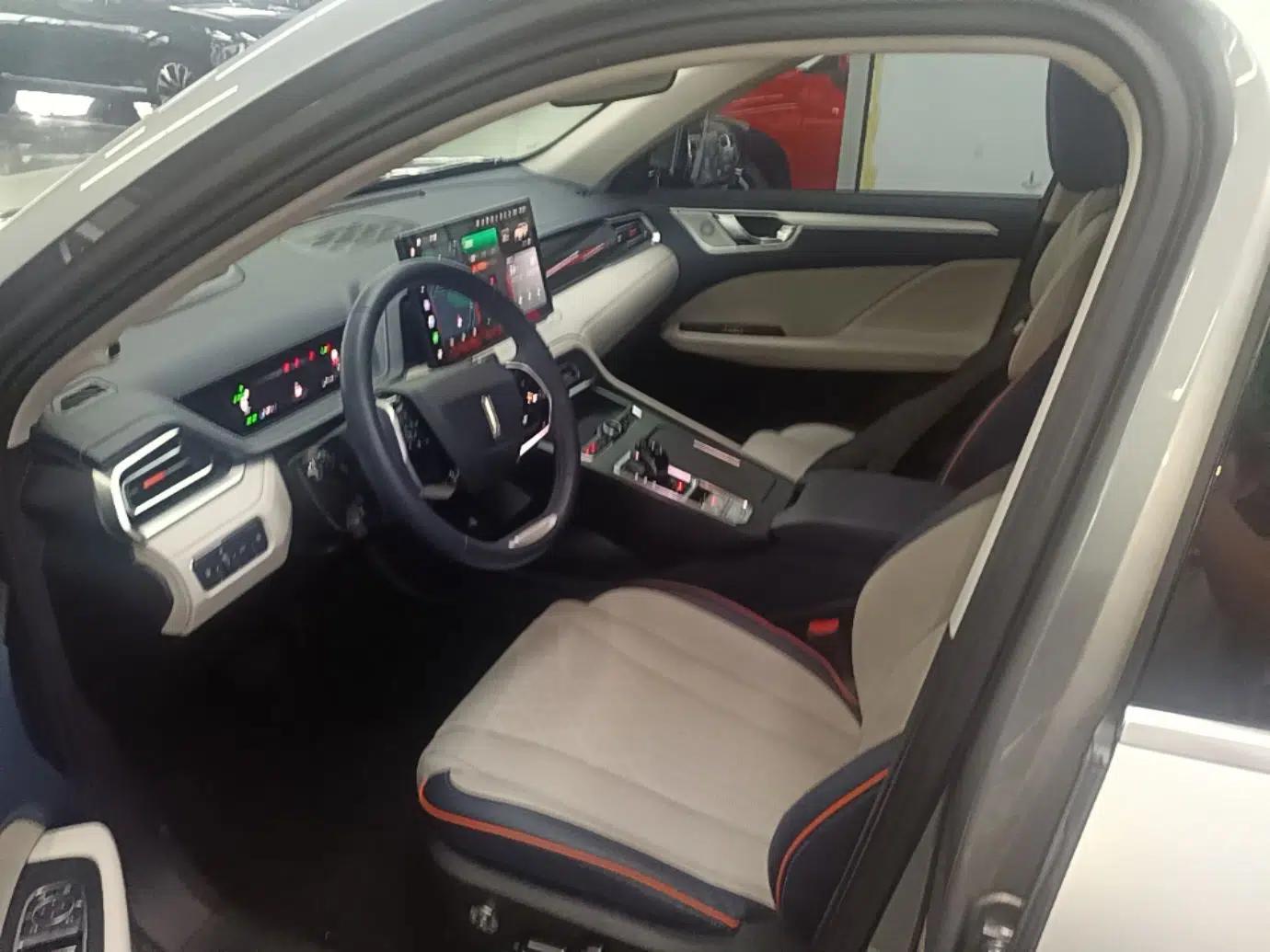 Wey Macchiato DHT-PHEV 2021 1.5L Master Edition — миниатюра 17