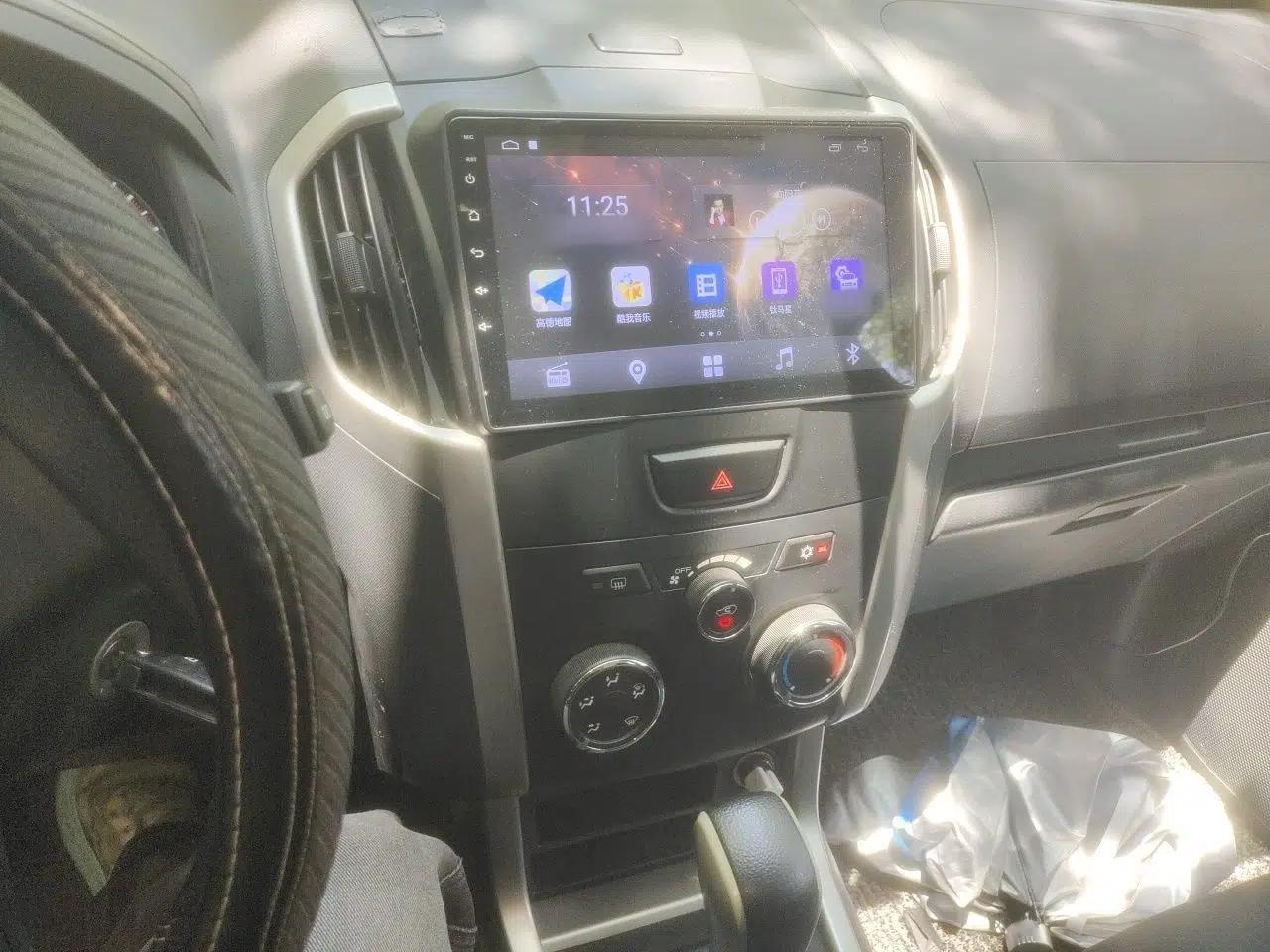 Isuzu D-MAX 2015 2.5T Two-Wheel Drive Automatic High-Performance Elite Version 4JK1 — миниатюра 12