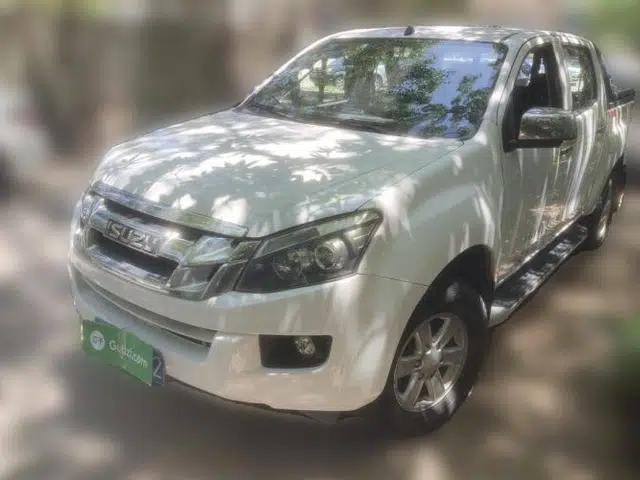 Isuzu D-MAX 2015 2.5T Two-Wheel Drive Automatic High-Performance Elite Version 4JK1