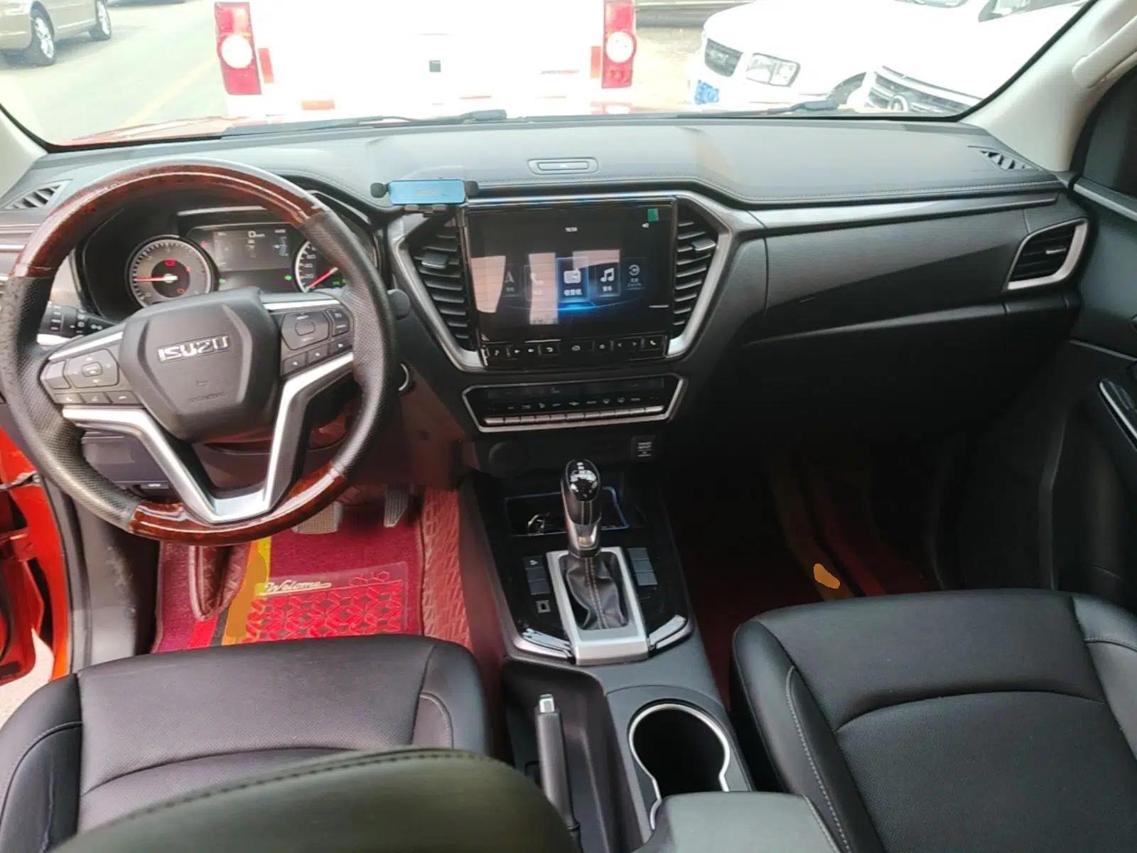 Isuzu D-MAX 2021 1.9T Automatic 2WD Diesel Global Bold RZ4E — миниатюра 12