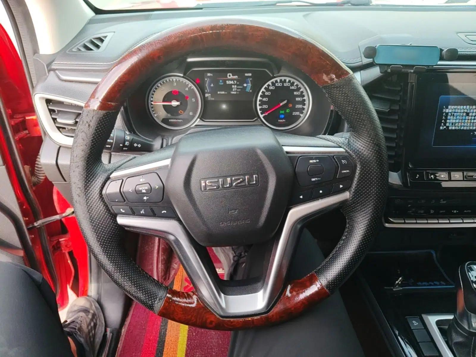 Isuzu D-MAX 2021 1.9T Automatic 2WD Diesel Global Bold RZ4E — миниатюра 13