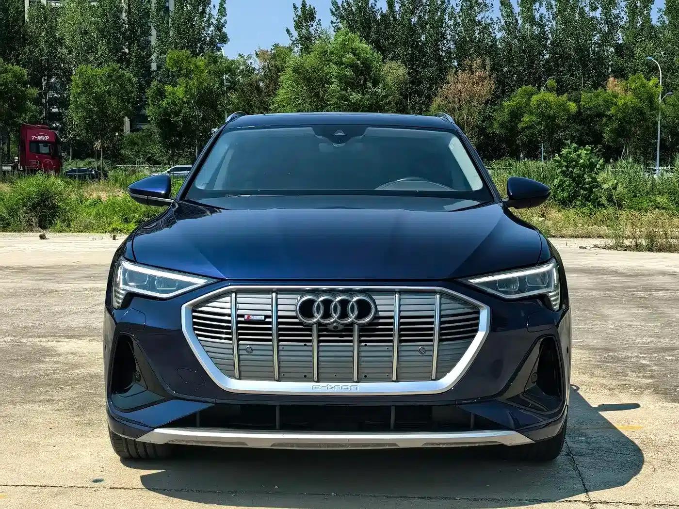 Imported Audi e-tron 2021 Sportback 55 quattro Premium Edition — миниатюра 3