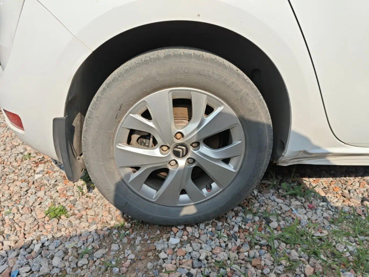 Citroen C4 Picasso 2015 1.6T Fashion Model 5 Seats — миниатюра 11