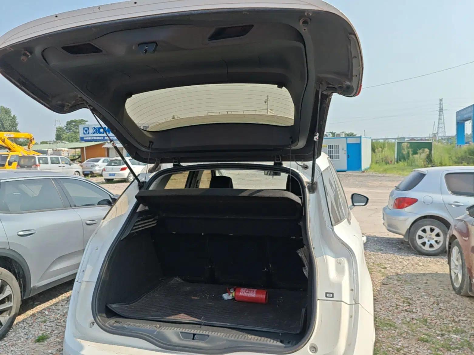 Citroen C4 Picasso 2015 1.6T Fashion Model 5 Seats — миниатюра 27