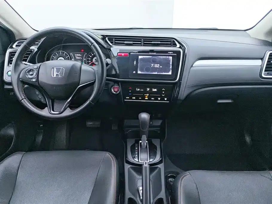 2017 Honda Crider 1.5L CVT Fashion Edition — миниатюра 12
