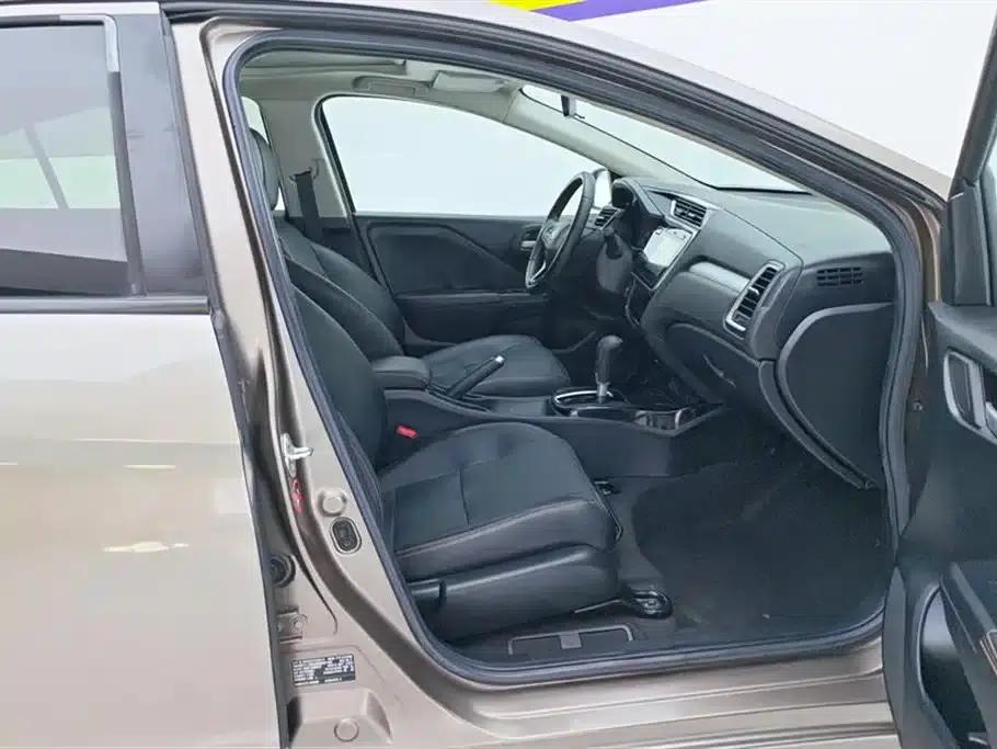 2017 Honda Crider 1.5L CVT Fashion Edition — миниатюра 8
