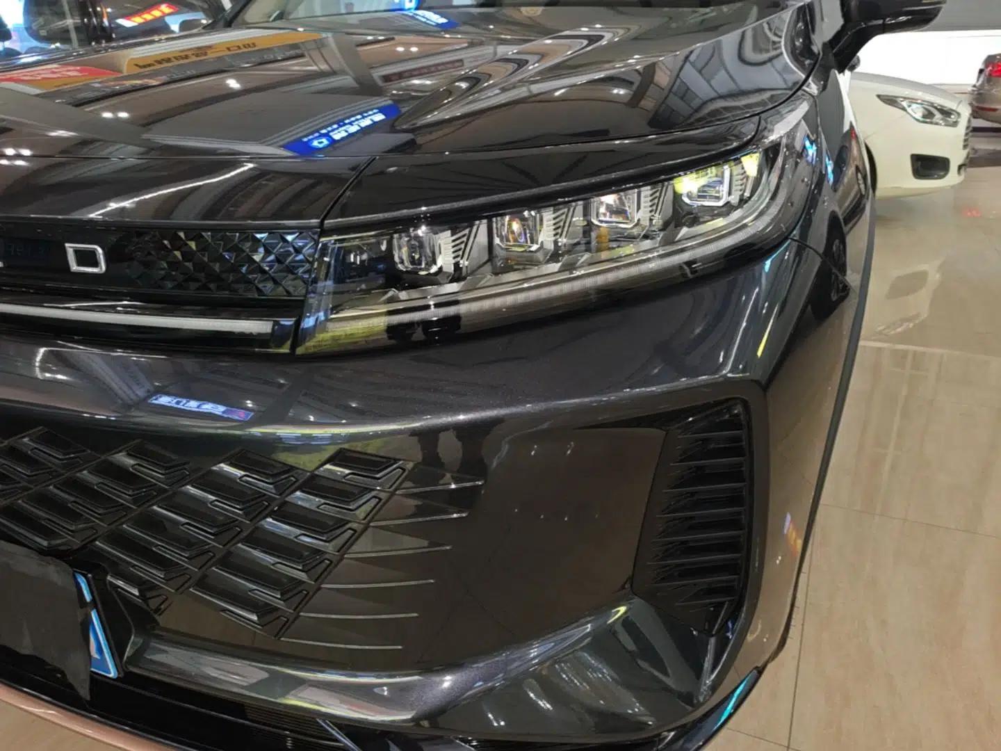 EXEED Zhuifeng 2024 1.5T CVT Swift Edition — миниатюра 8