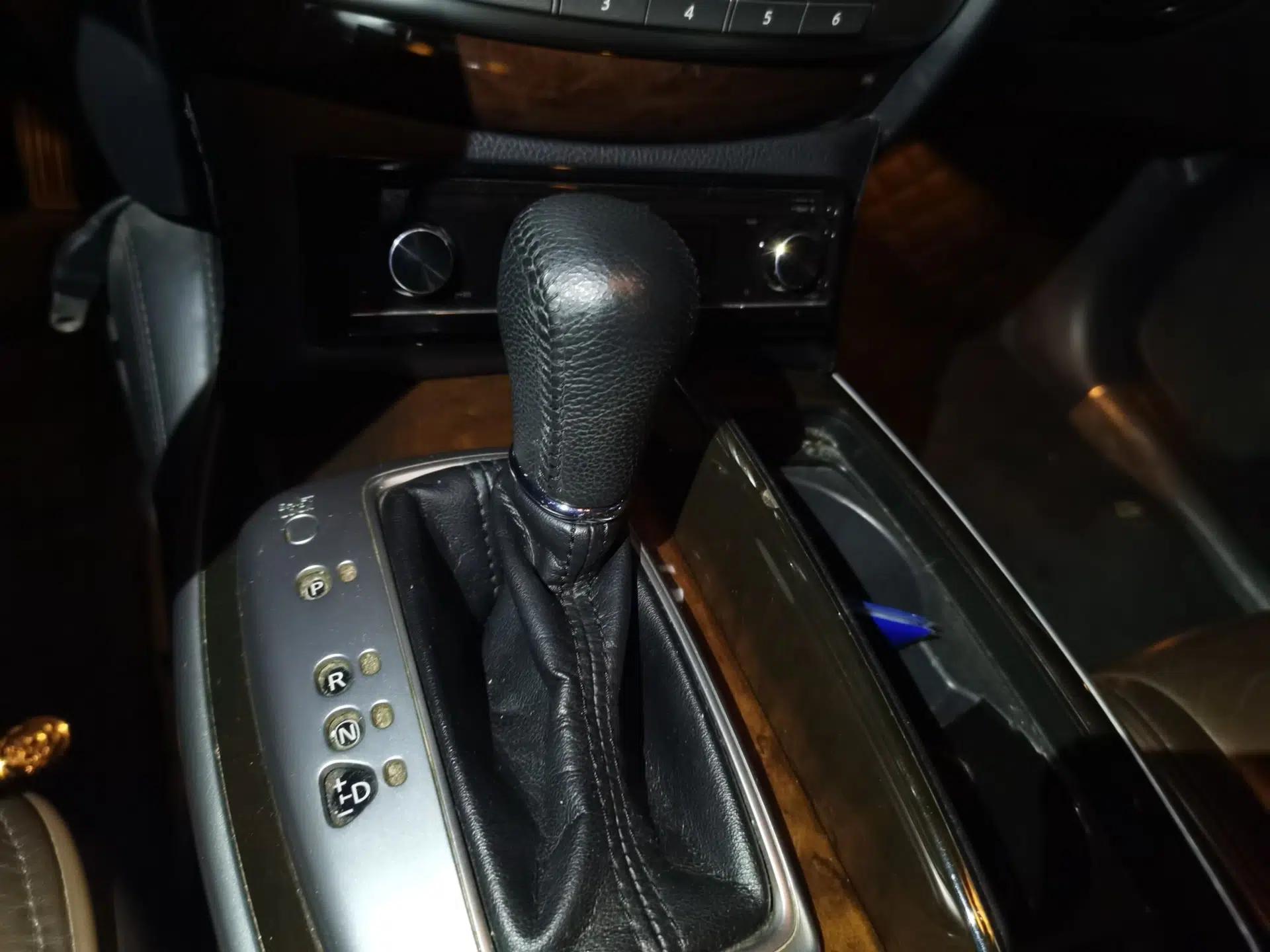 Infiniti JX 2013 JX35 Two-Wheel-Drive Excellence Edition — миниатюра 14