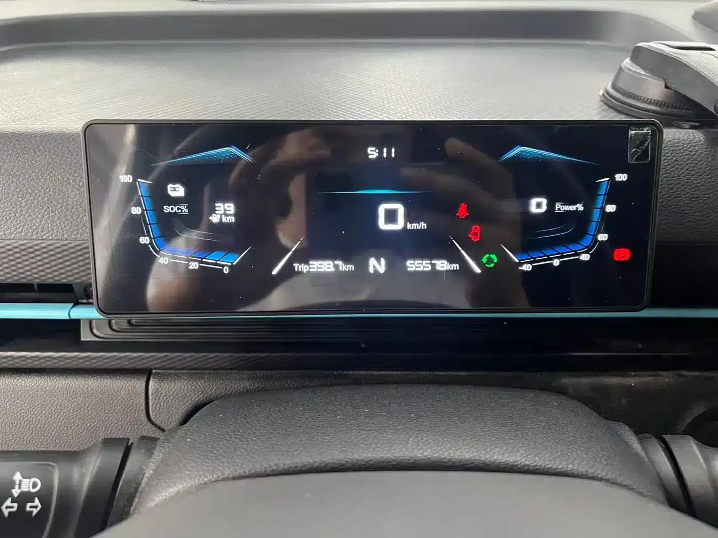 Van Loo 2024 V8 Explorer Edition CATL — миниатюра 11