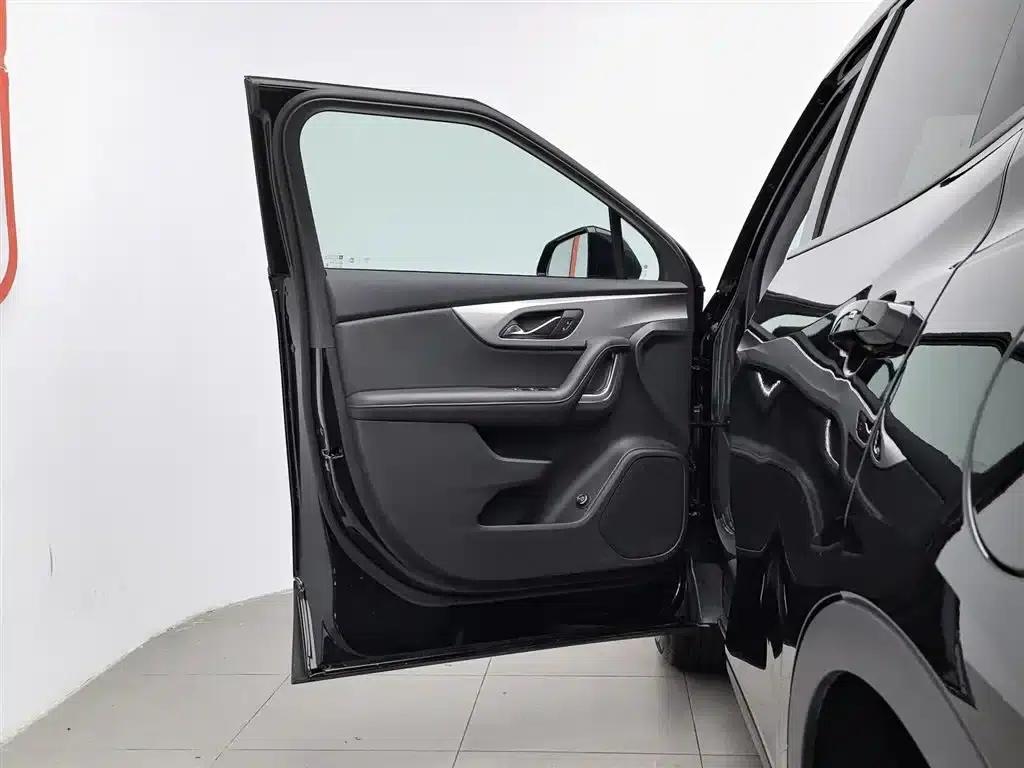 2023 Chevrolet Blazer Mild Hybrid 650T — миниатюра 8