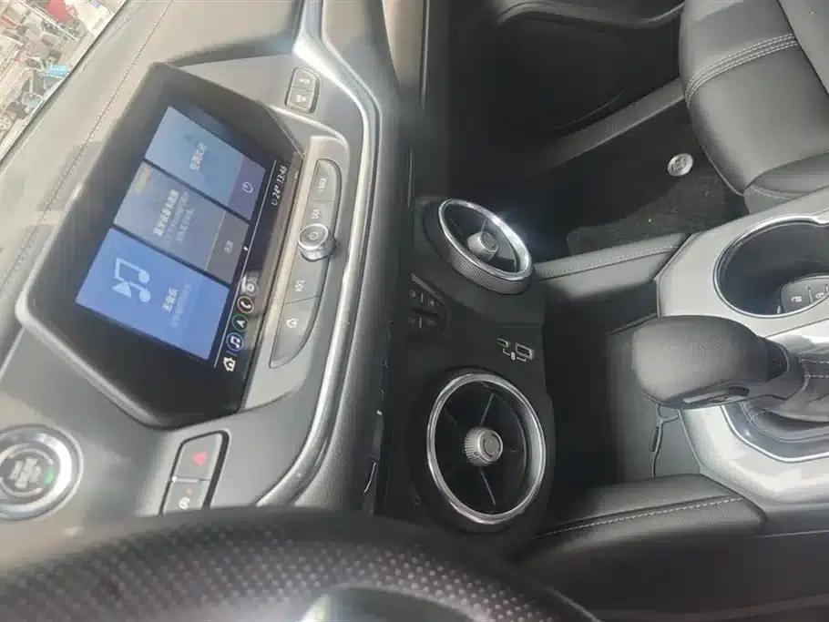 2020 Chevrolet Blazer 650T 7-seater — миниатюра 13