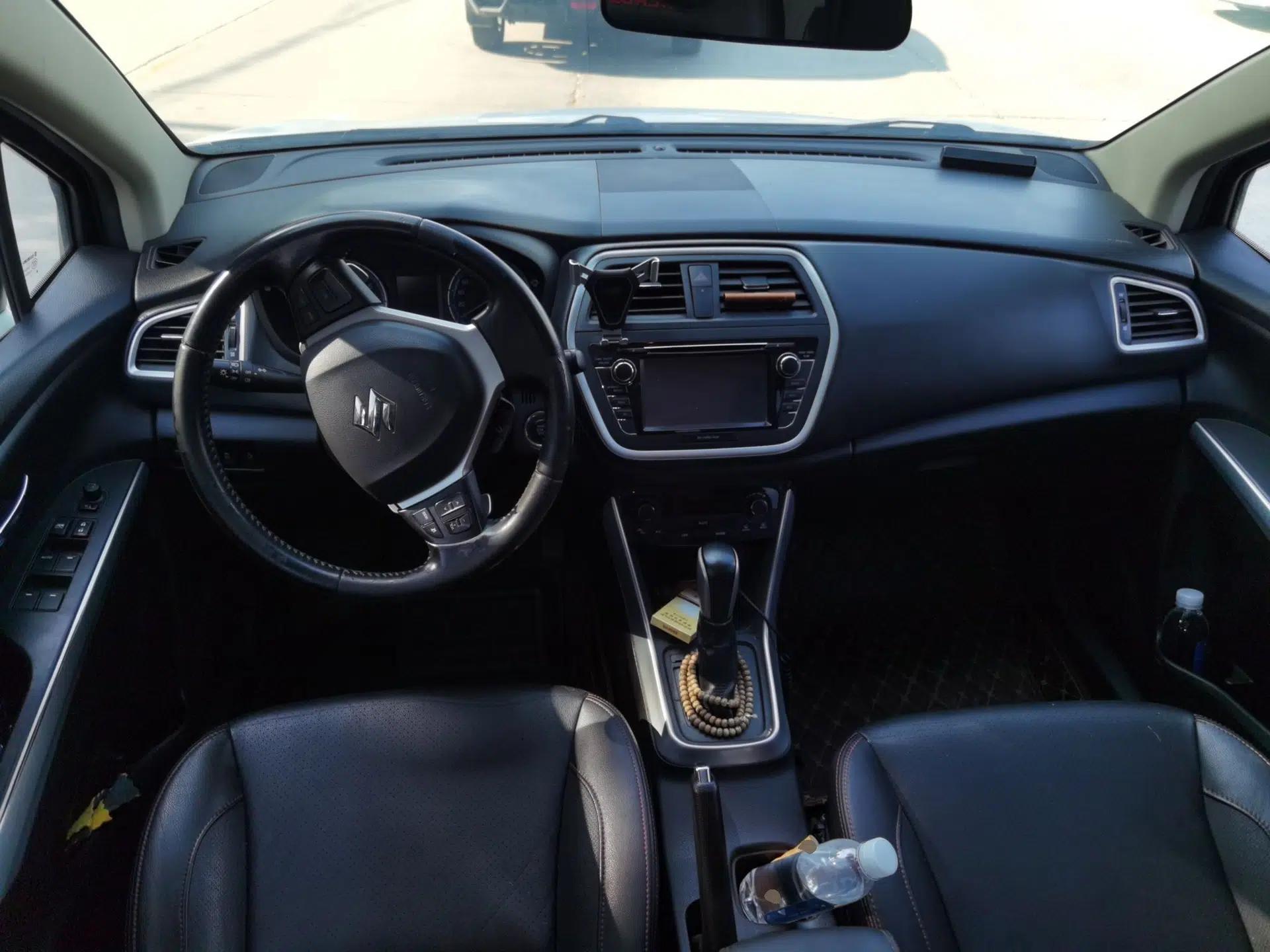 Suzuki S-Cross 2015 1.4T Automatic Two-Wheel Drive Prestige Model — миниатюра 9