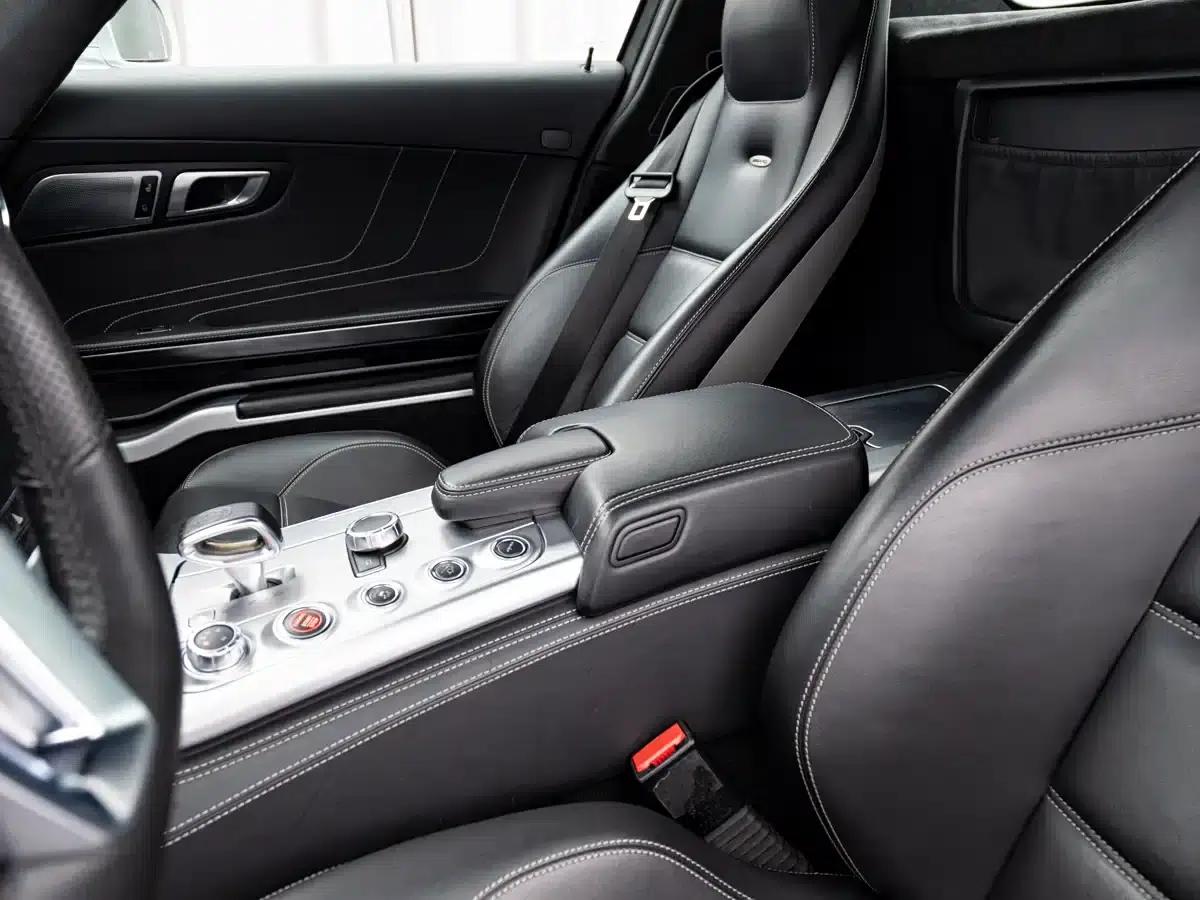 2011 Mercedes-Benz SLS AMG — миниатюра 11