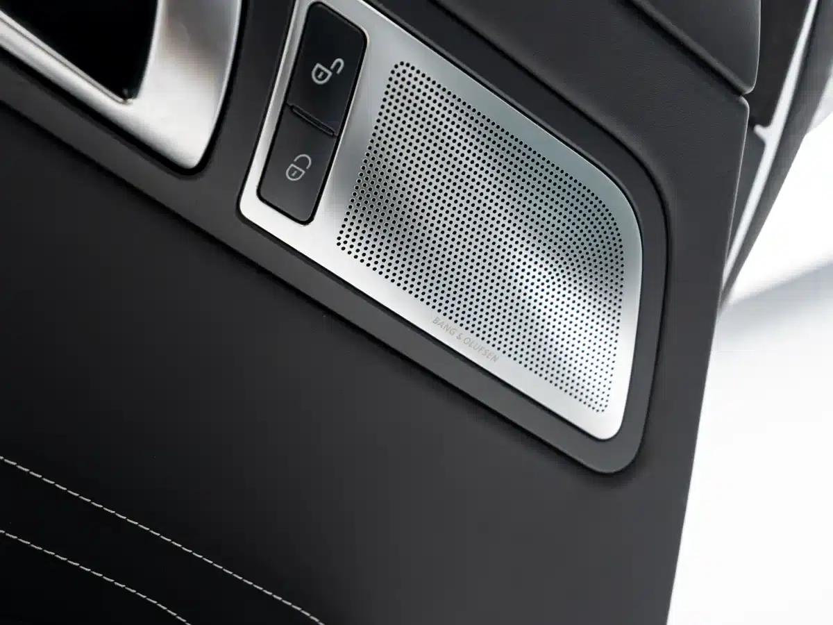 2011 Mercedes-Benz SLS AMG — миниатюра 6