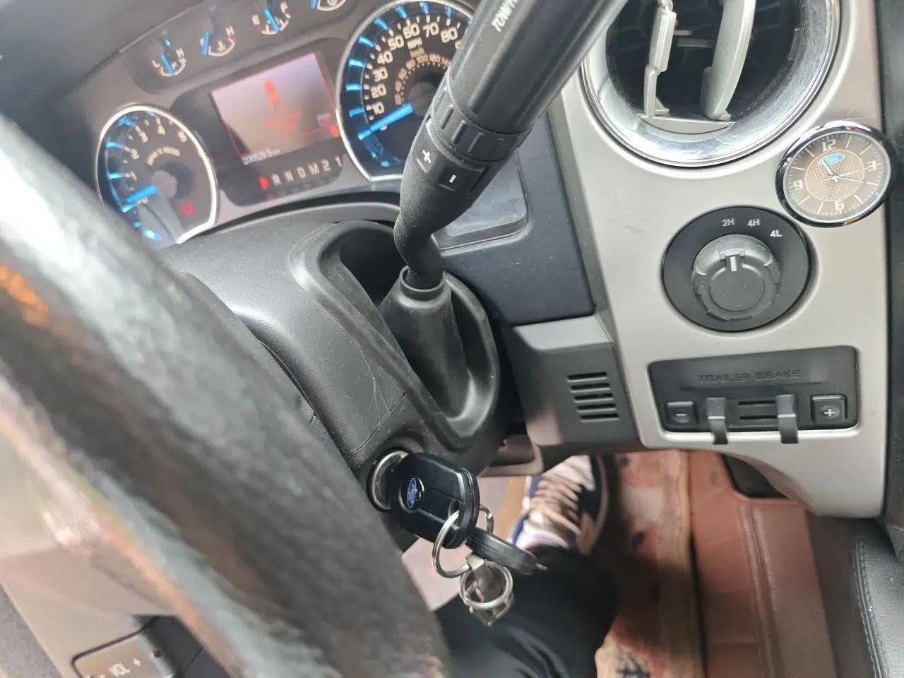 Ford F-150 Ford Raptor F-150, 3.5L Turbo, 5-Seater, Gasoline, No Sunroof, Automatic Transmission — миниатюра 14