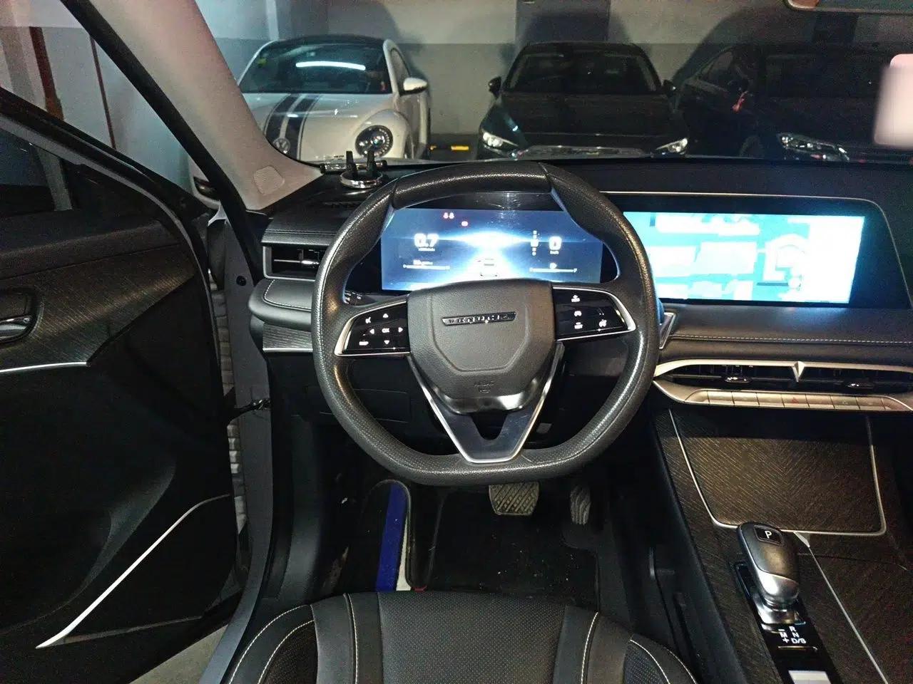 Venucia V 2021 260T Idol Edition — миниатюра 10