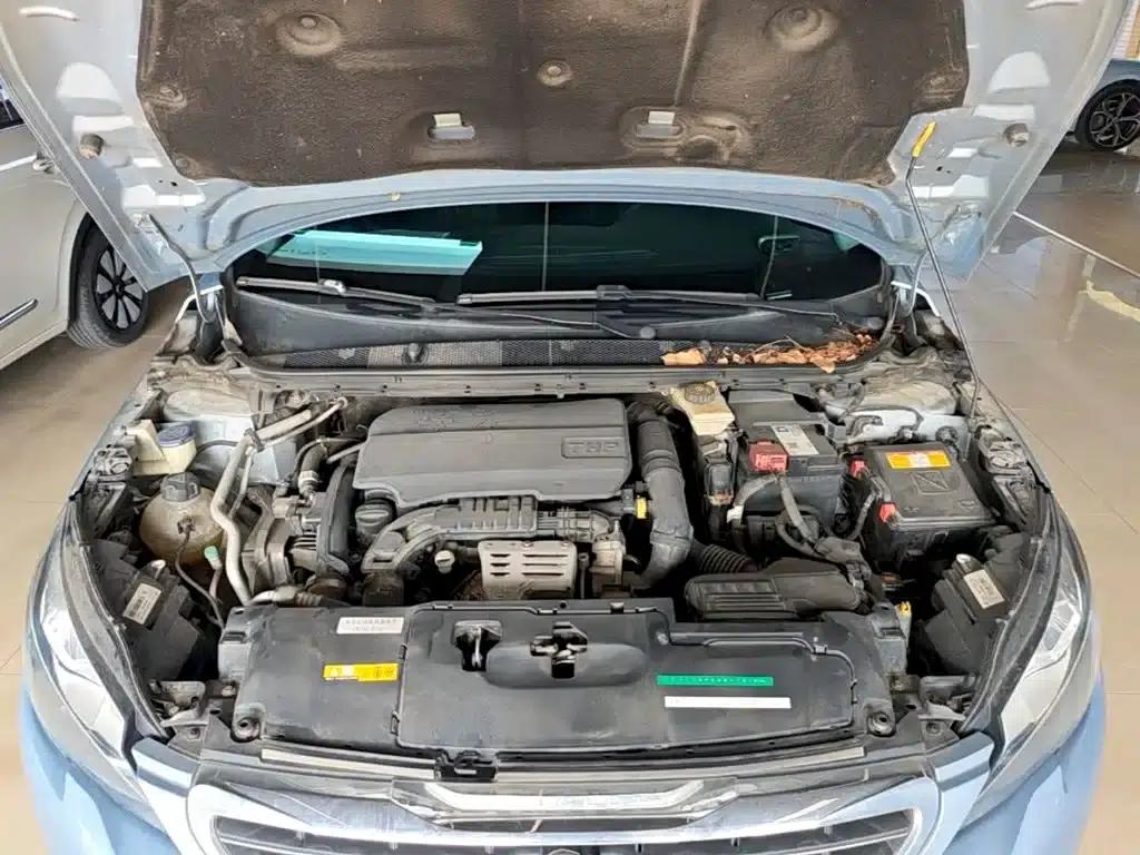 Peugeot 308S 2015 1.2T Automatic Sporty Edition — миниатюра 20
