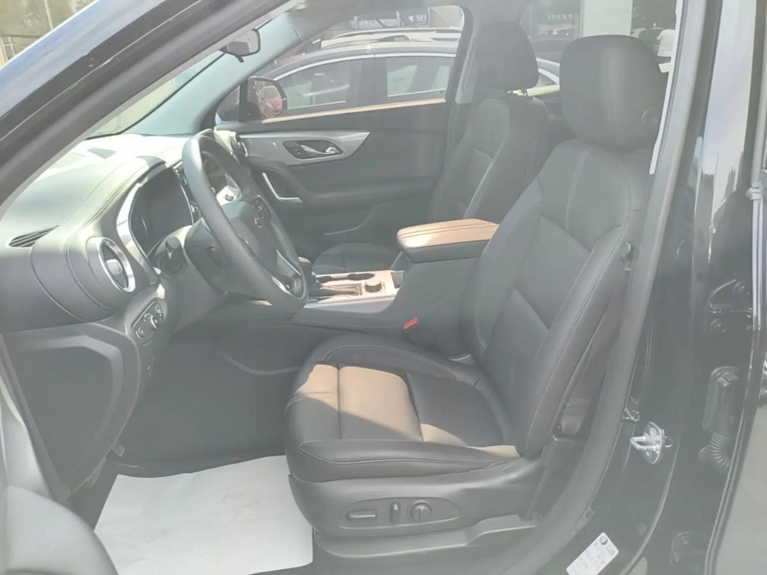 Chevrolet Blazer 2023 Light Hybrid 650T Model — миниатюра 17