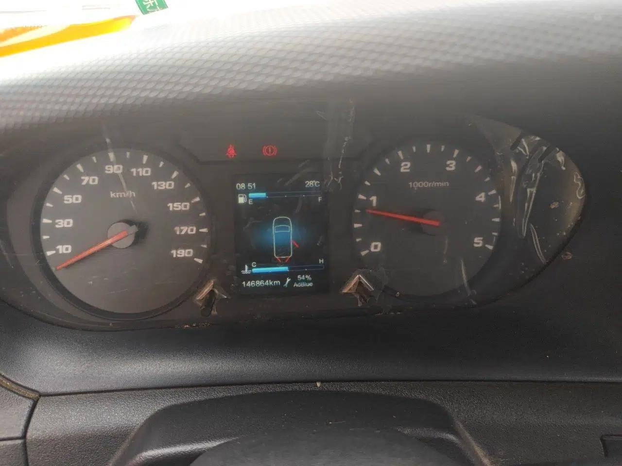 Iveco Eurocargo Iveco Eurocargo 2.0 manual diesel 7-seater version — миниатюра 11
