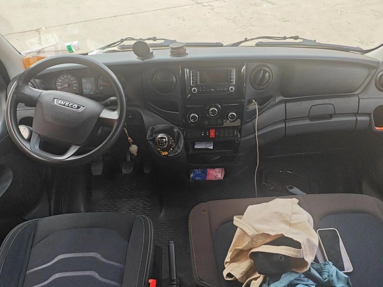 Iveco Eurocargo Iveco Eurocargo 2.0 manual diesel 7-seater version — миниатюра 9