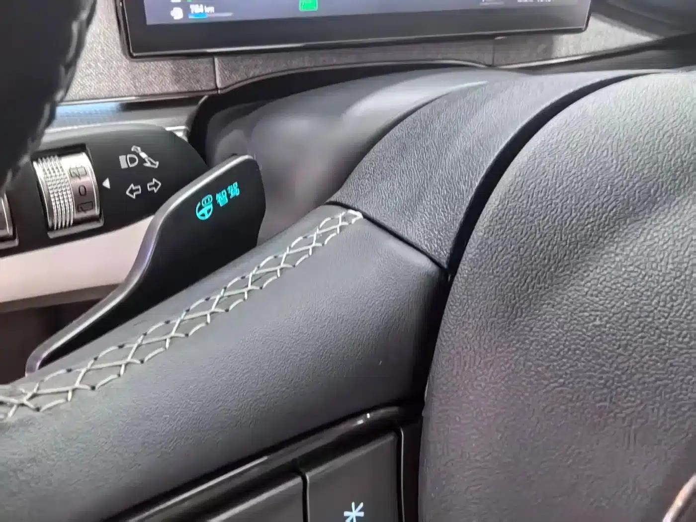 Seal 06 DM-i Touring Edition 2025 DM-i 150KM Flagship Model — миниатюра 30
