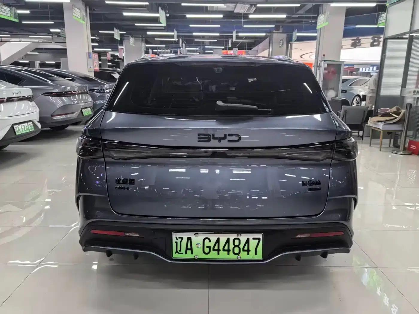 Seal 06 DM-i Touring Edition 2025 DM-i 150KM Flagship Model — миниатюра 5