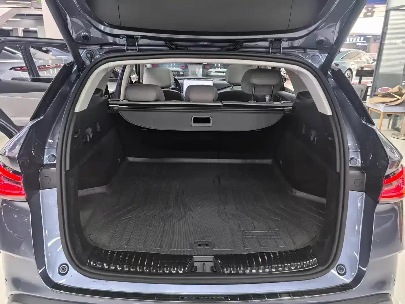 Seal 06 DM-i Touring Edition 2025 DM-i 150KM Flagship Model — миниатюра 10
