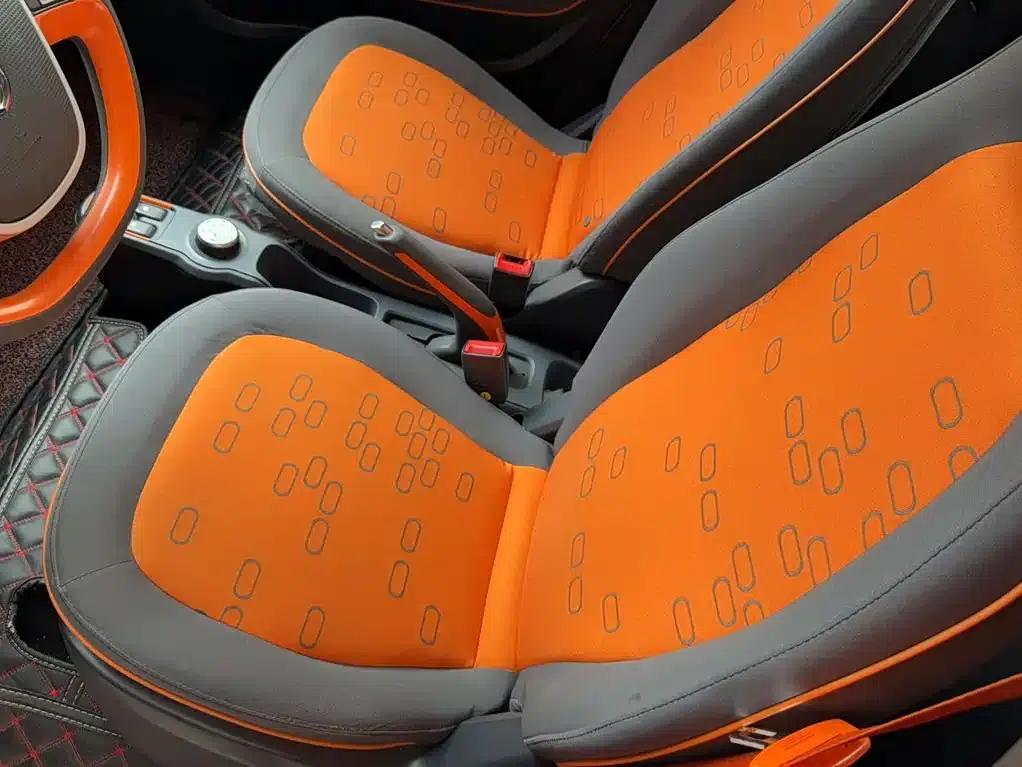 Baojun E100 2020 Model 305KM Smart Edition — миниатюра 3