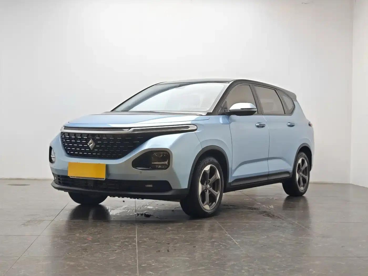 Baojun RM-5 2019 1.5T CVT 24-Hour Online Elite 7-Seater — миниатюра 1