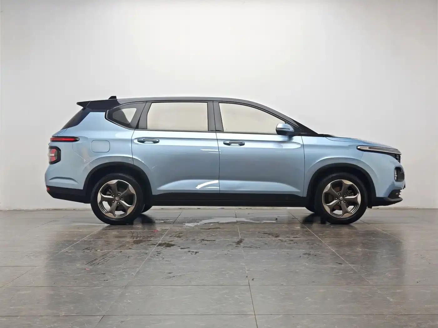 Baojun RM-5 2019 1.5T CVT 24-Hour Online Elite 7-Seater — миниатюра 11
