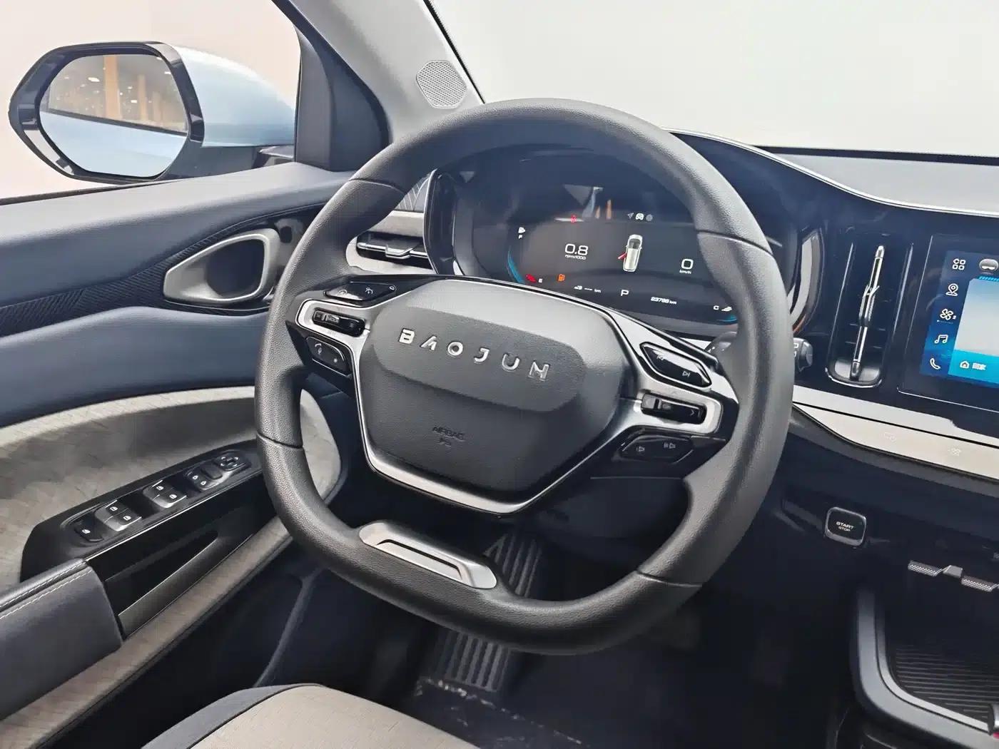 Baojun RM-5 2019 1.5T CVT 24-Hour Online Elite 7-Seater — миниатюра 16
