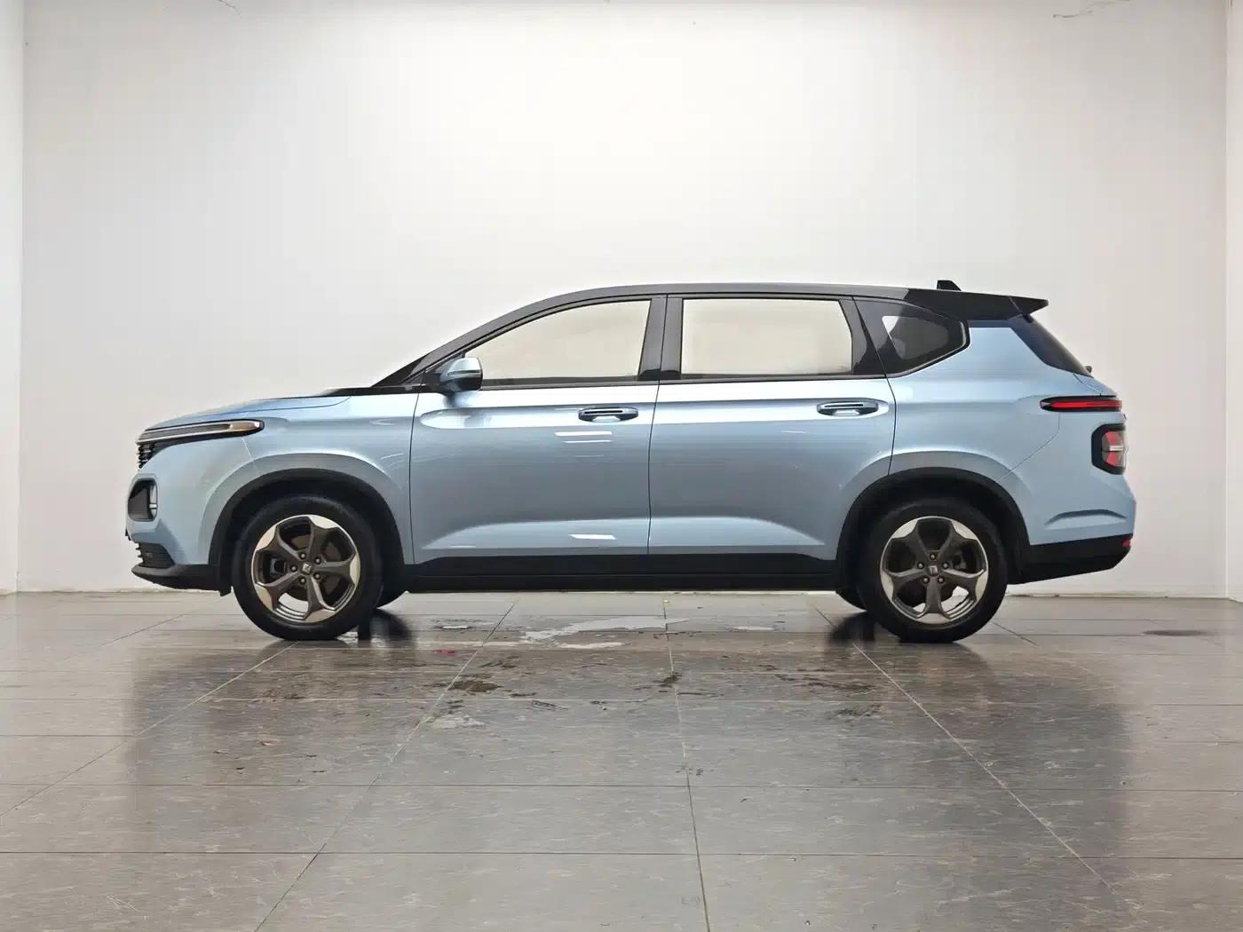 Baojun RM-5 2019 1.5T CVT 24-Hour Online Elite 7-Seater — миниатюра 10