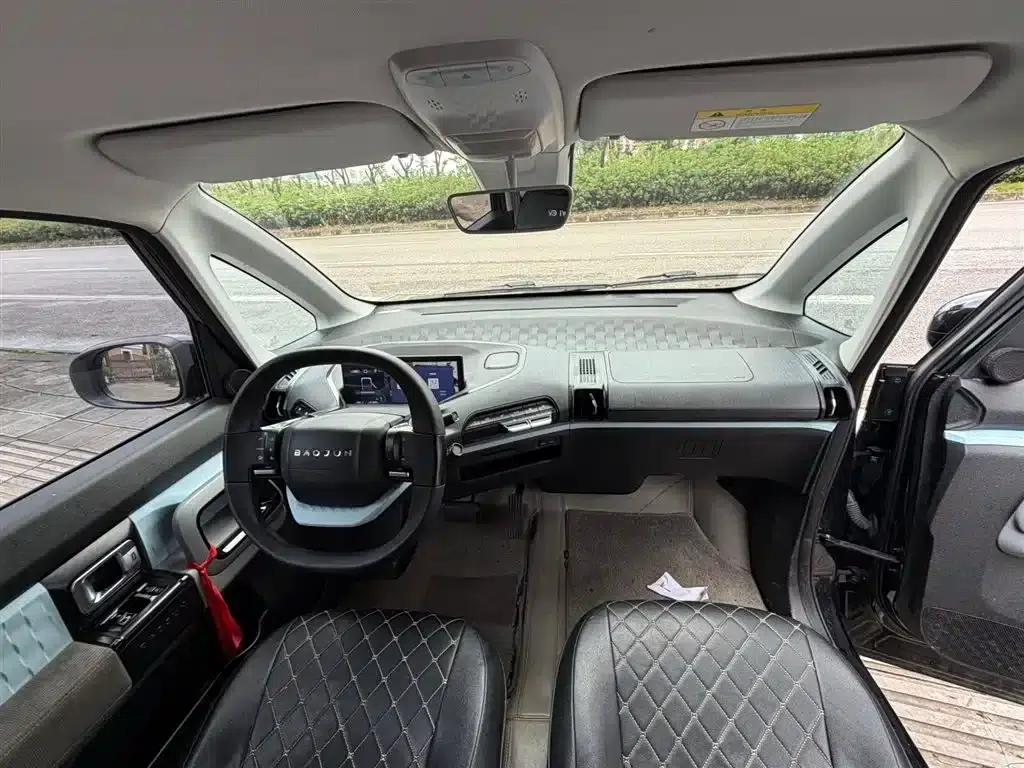 Baojun E300 2020 Plus Interstellar Smart Edition — миниатюра 9