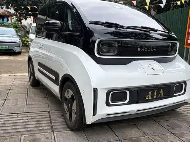 Baojun E300 2020 Plus Interstellar Smart Edition
