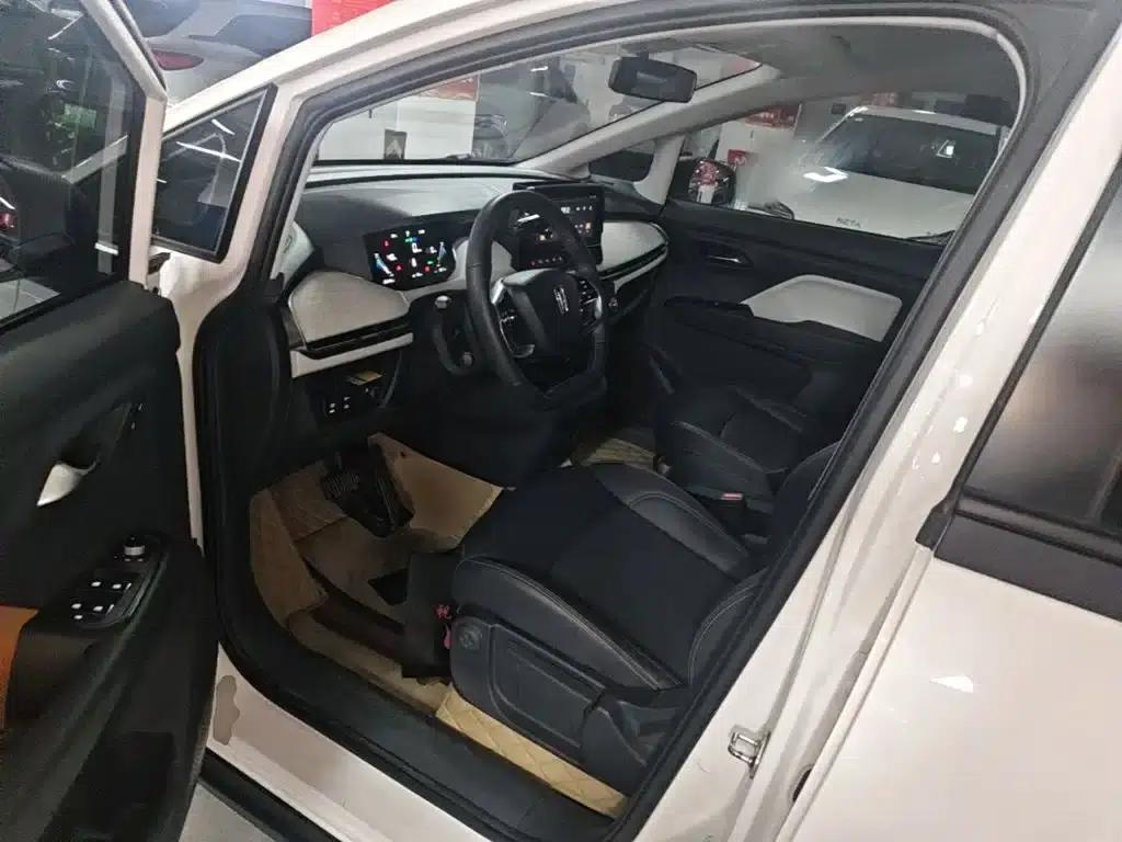 Bestune NAT 2023 PRO Comfort Travel Edition 425km — миниатюра 15