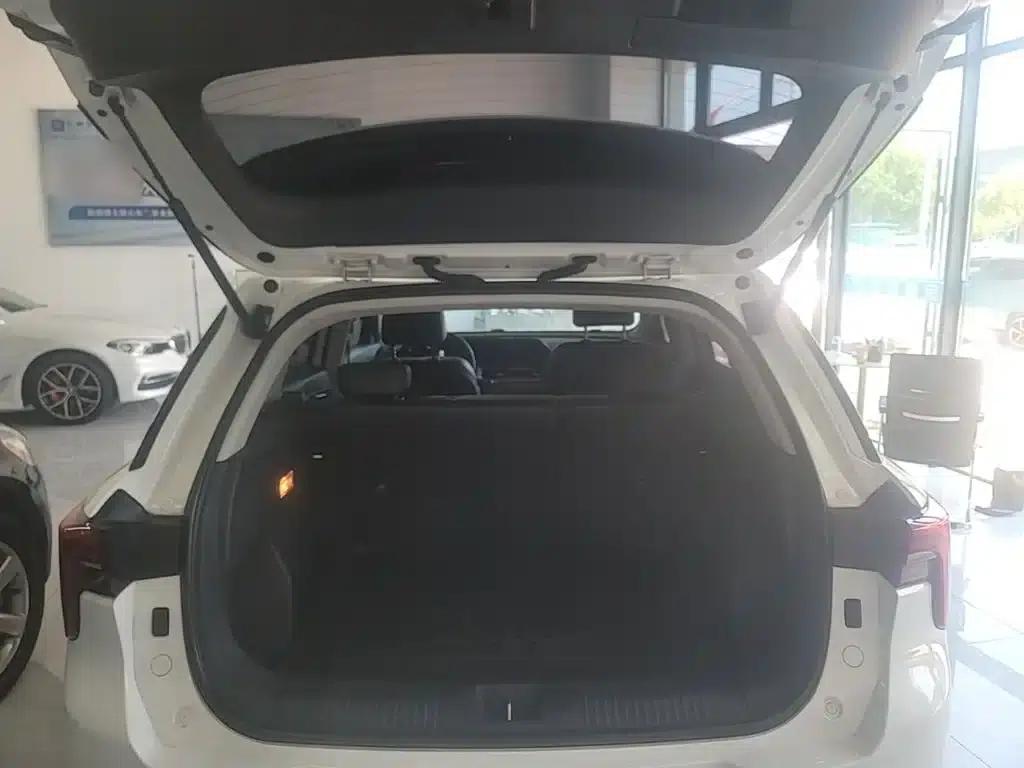 Bestune T55 2023 1.5T Automatic Leap Forward Edition — миниатюра 19