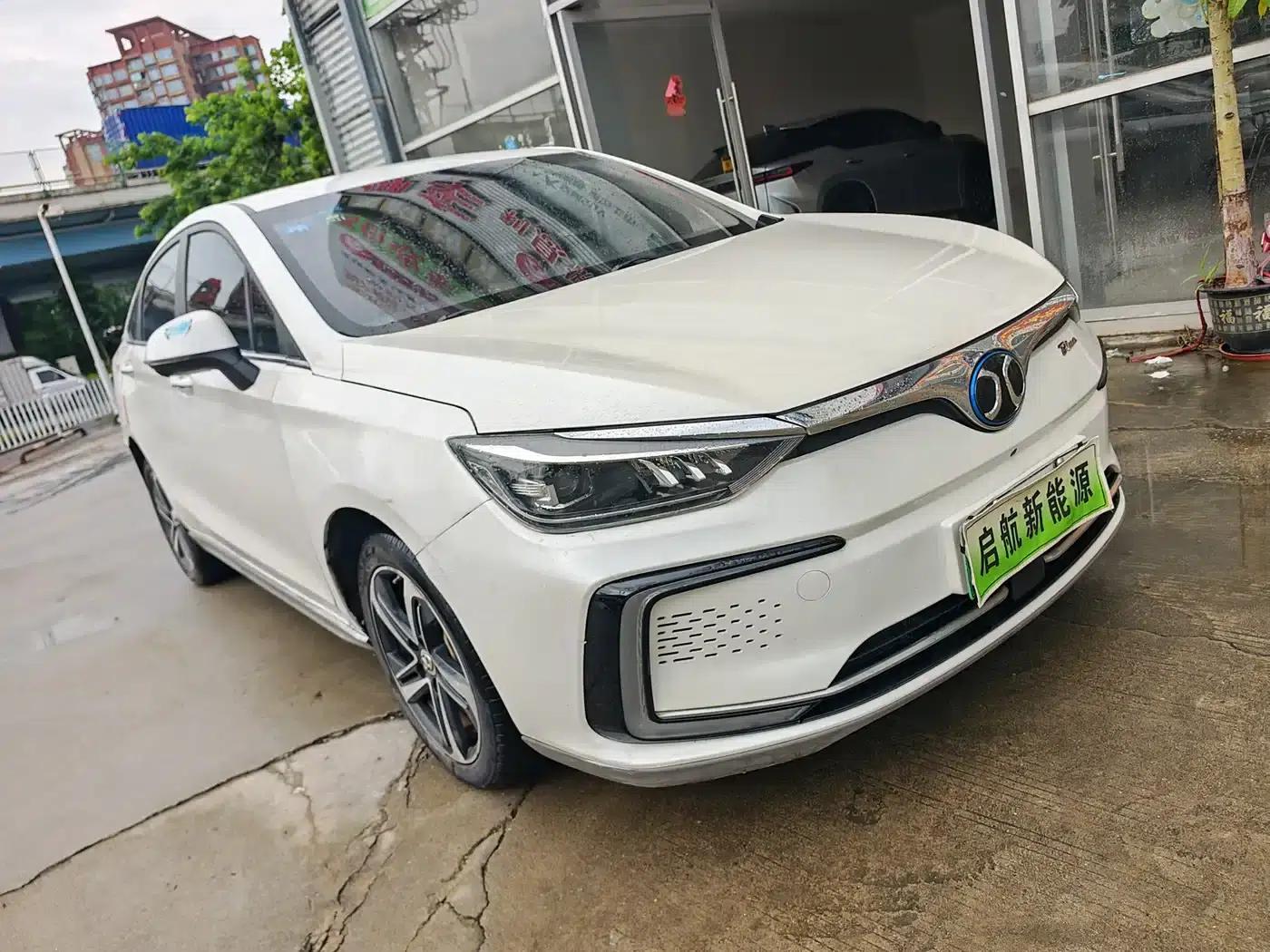 Beijing EU5 2019 R500 Smart Wind Edition — миниатюра 3
