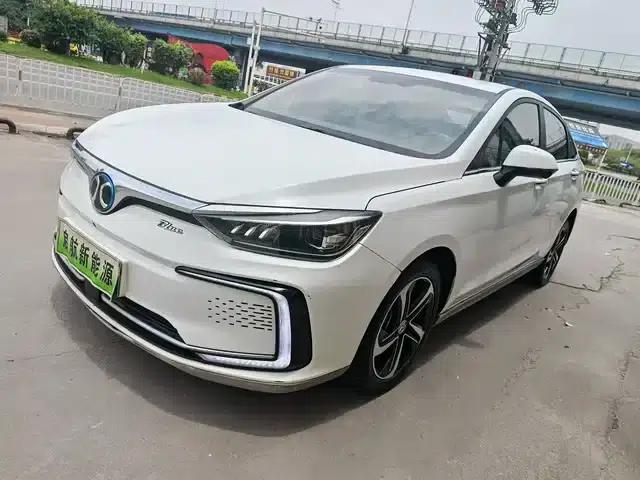 Beijing EU5 2019 R500 Smart Wind Edition