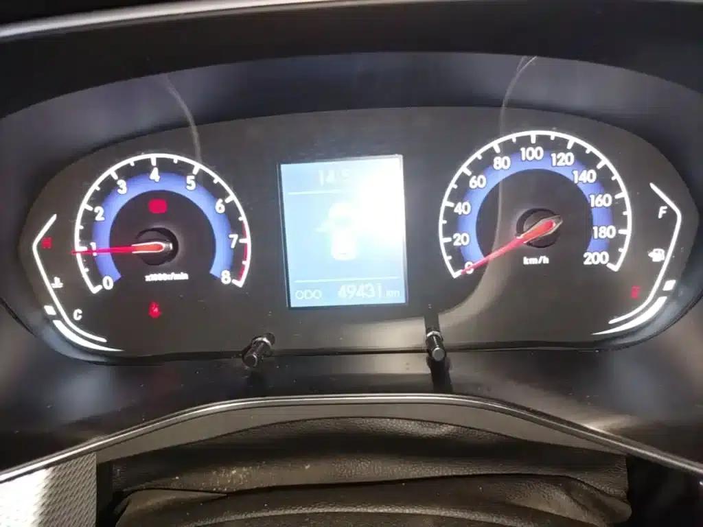 Beijing X3 2019 1.5T Manual Glory Edition — миниатюра 12
