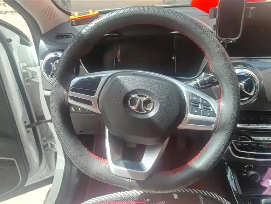 Smart Travel 2018 1.5T Manual Entry-Level Edition (National V Emission Standard) — миниатюра 15