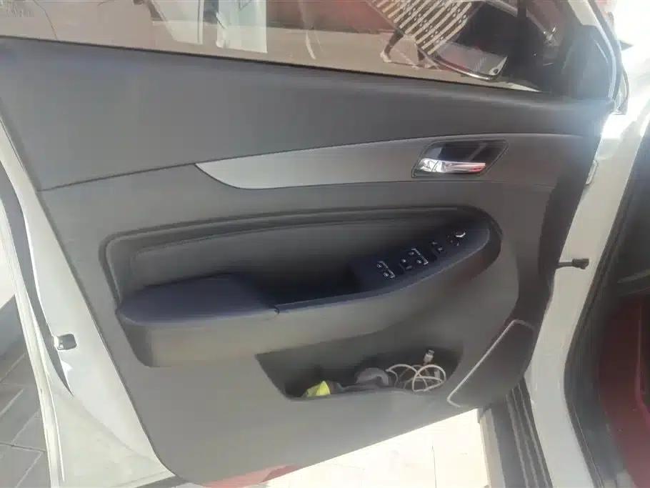 Smart Travel 2018 1.5T Manual Entry-Level Edition (National V Emission Standard) — миниатюра 7