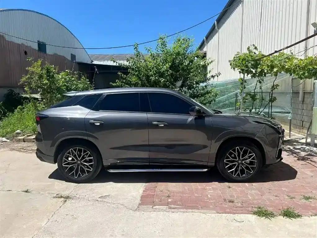 Changan UNI-Z New Energy 2024 Blue Whale Smart Electric iDD 125km Excellent Edition — миниатюра 3