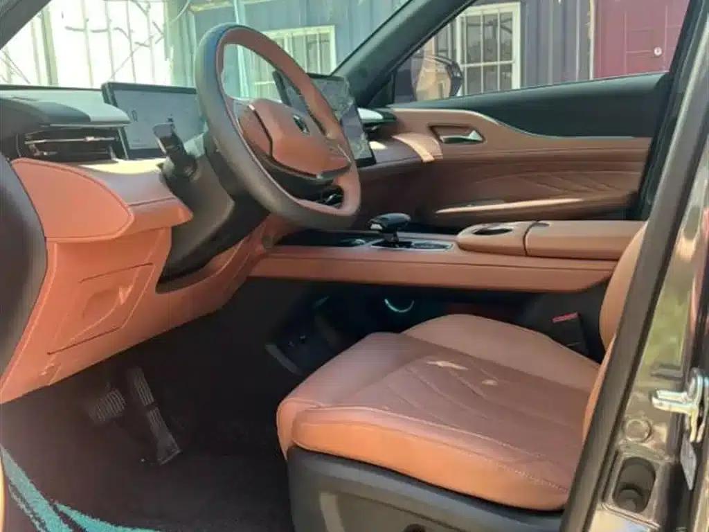 Changan UNI-Z New Energy 2024 Blue Whale Smart Electric iDD 125km Excellent Edition — миниатюра 4
