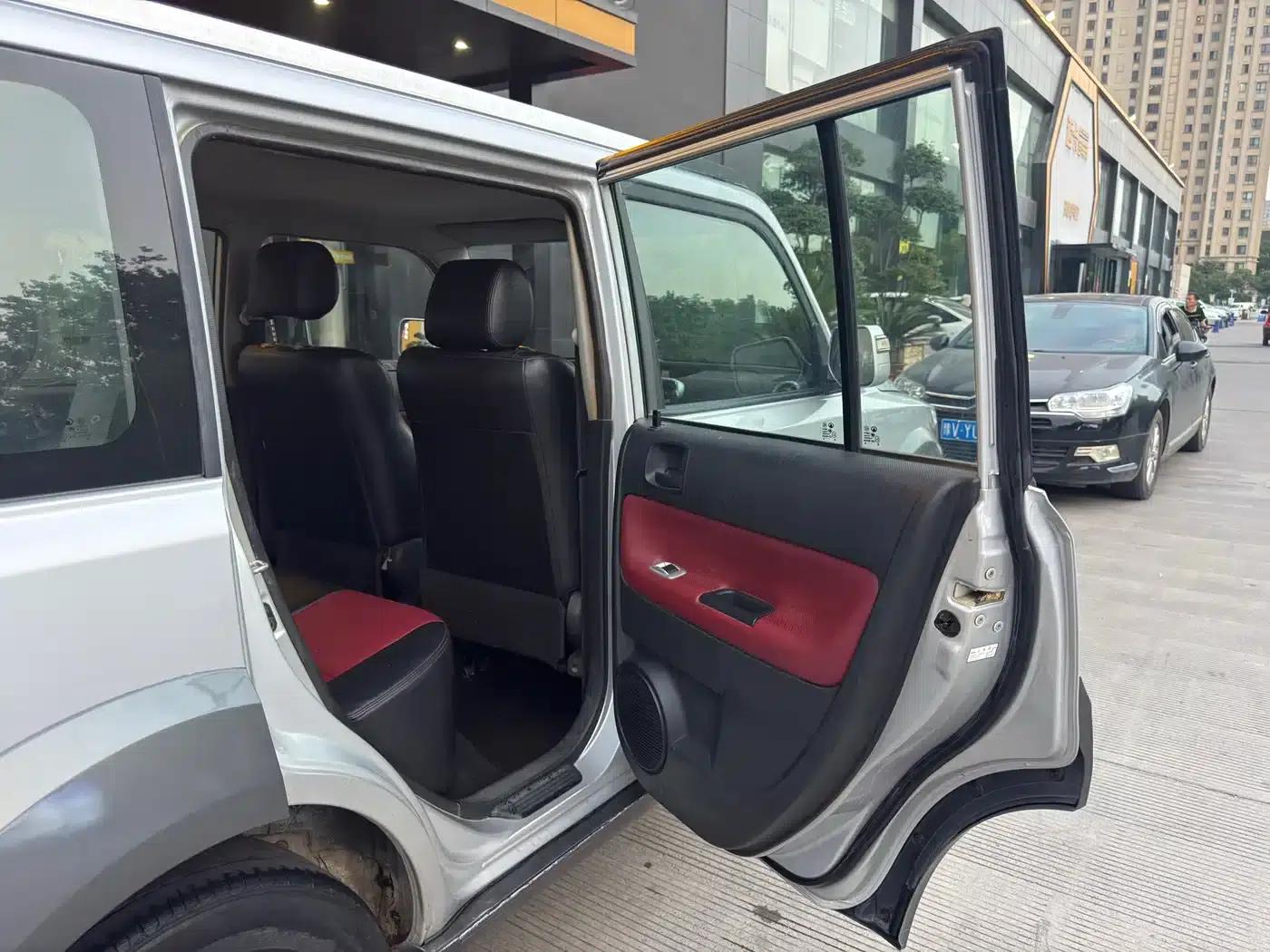 Great Wall M2 2012 1.5L Manual Urban Edition — миниатюра 18