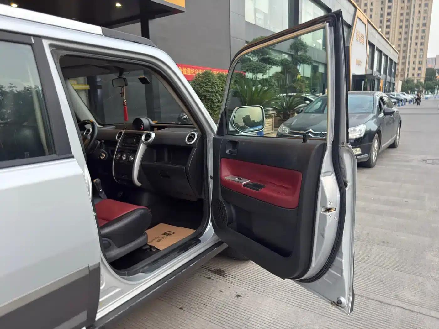 Great Wall M2 2012 1.5L Manual Urban Edition — миниатюра 20