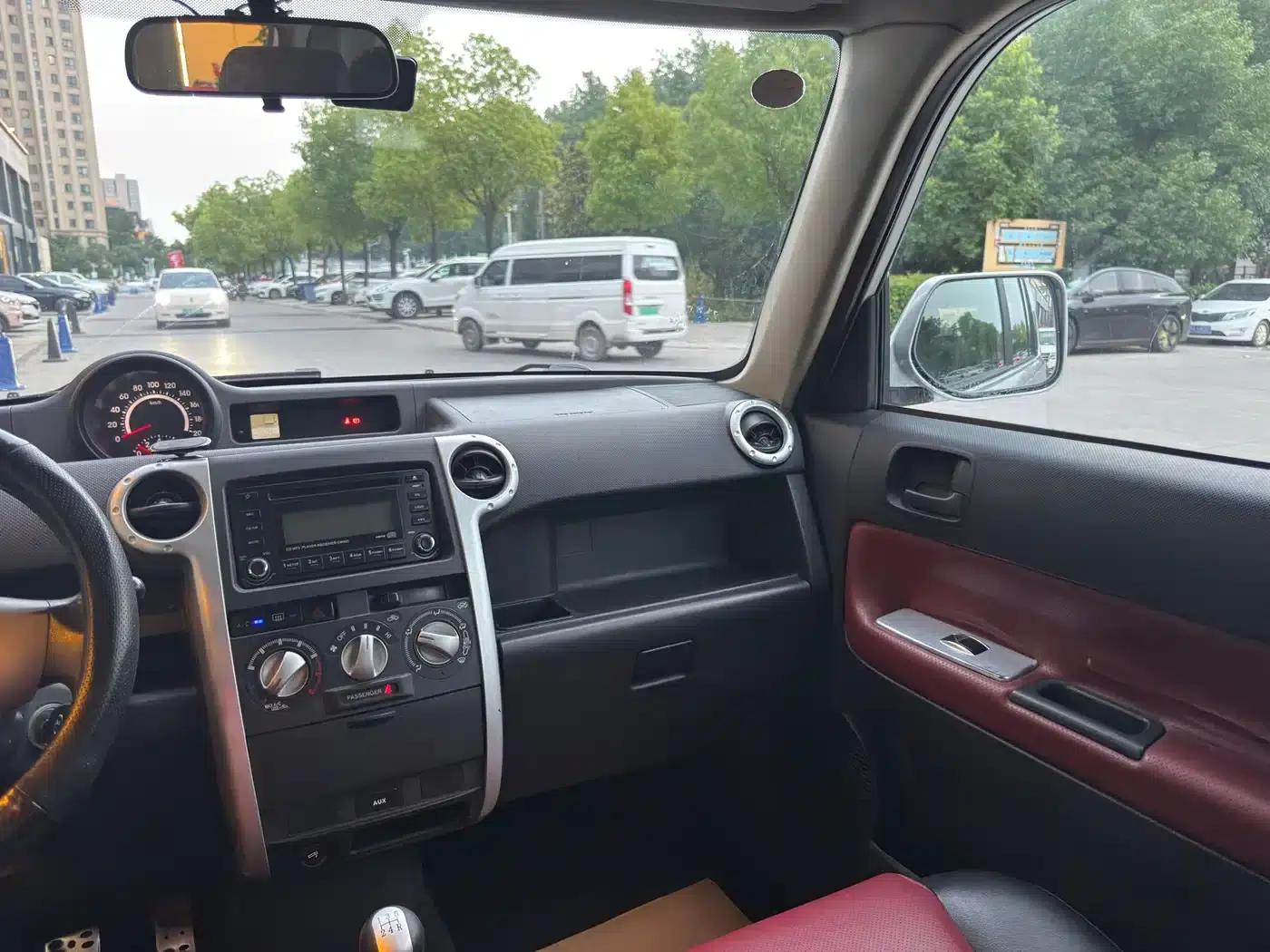 Great Wall M2 2012 1.5L Manual Urban Edition — миниатюра 23