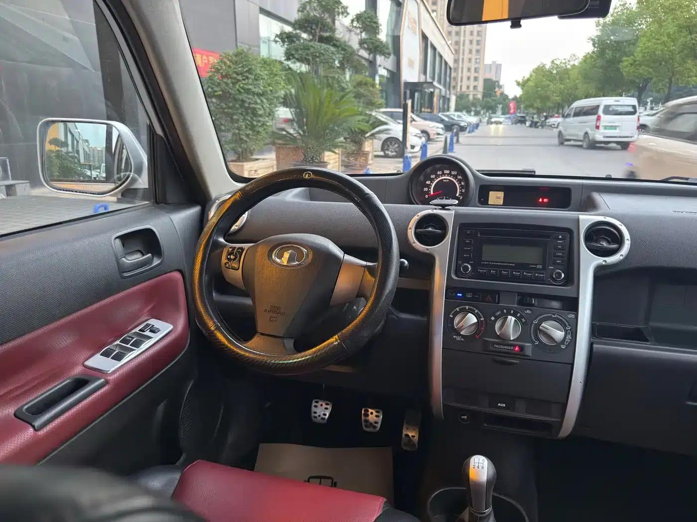 Great Wall M2 2012 1.5L Manual Urban Edition — миниатюра 24