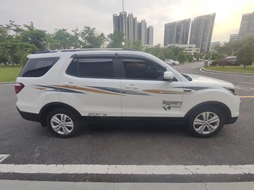 Changan Oushang CX70 2017 CX70T 1.5T Automatic Luxury Edition — миниатюра 22