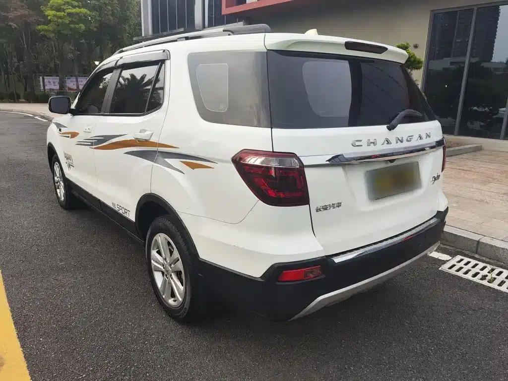 Changan Oushang CX70 2017 CX70T 1.5T Automatic Luxury Edition — миниатюра 25