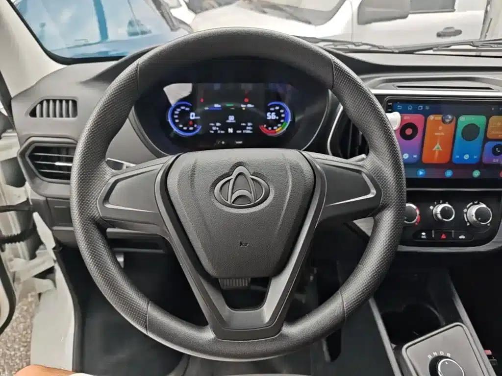 Changan Ruixing EM80 2025 Passenger Edition Comfort Model 6 Seats 300km Range Double Door — миниатюра 11
